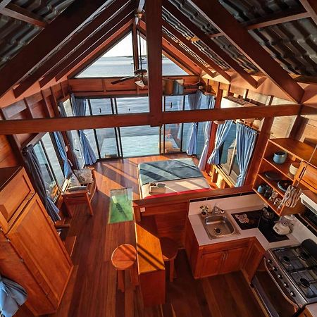 Barrbra Bnb Over The Sea Bocas del Toro Exterior photo