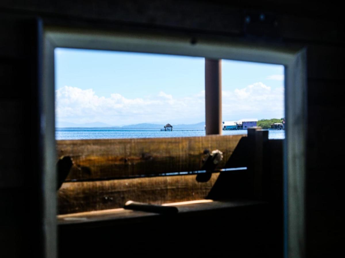 Barrbra Bnb Over The Sea Bocas del Toro Exterior photo