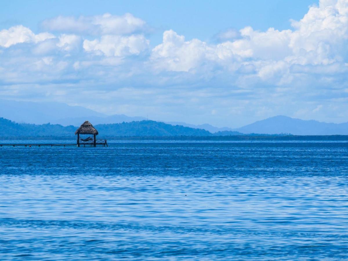Barrbra Bnb Over The Sea Bocas del Toro Exterior photo