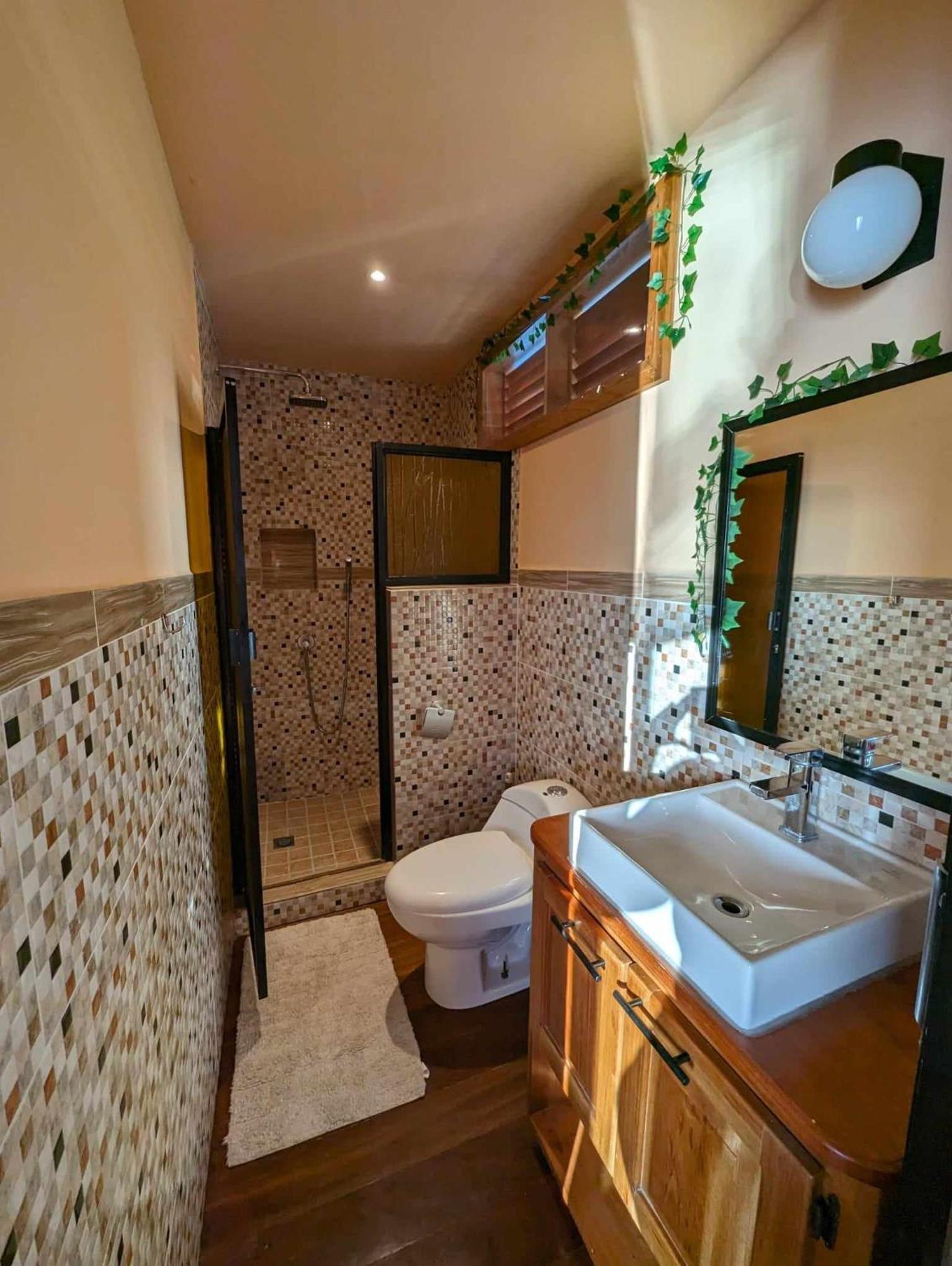 Barrbra Bnb Over The Sea Bocas del Toro Room photo