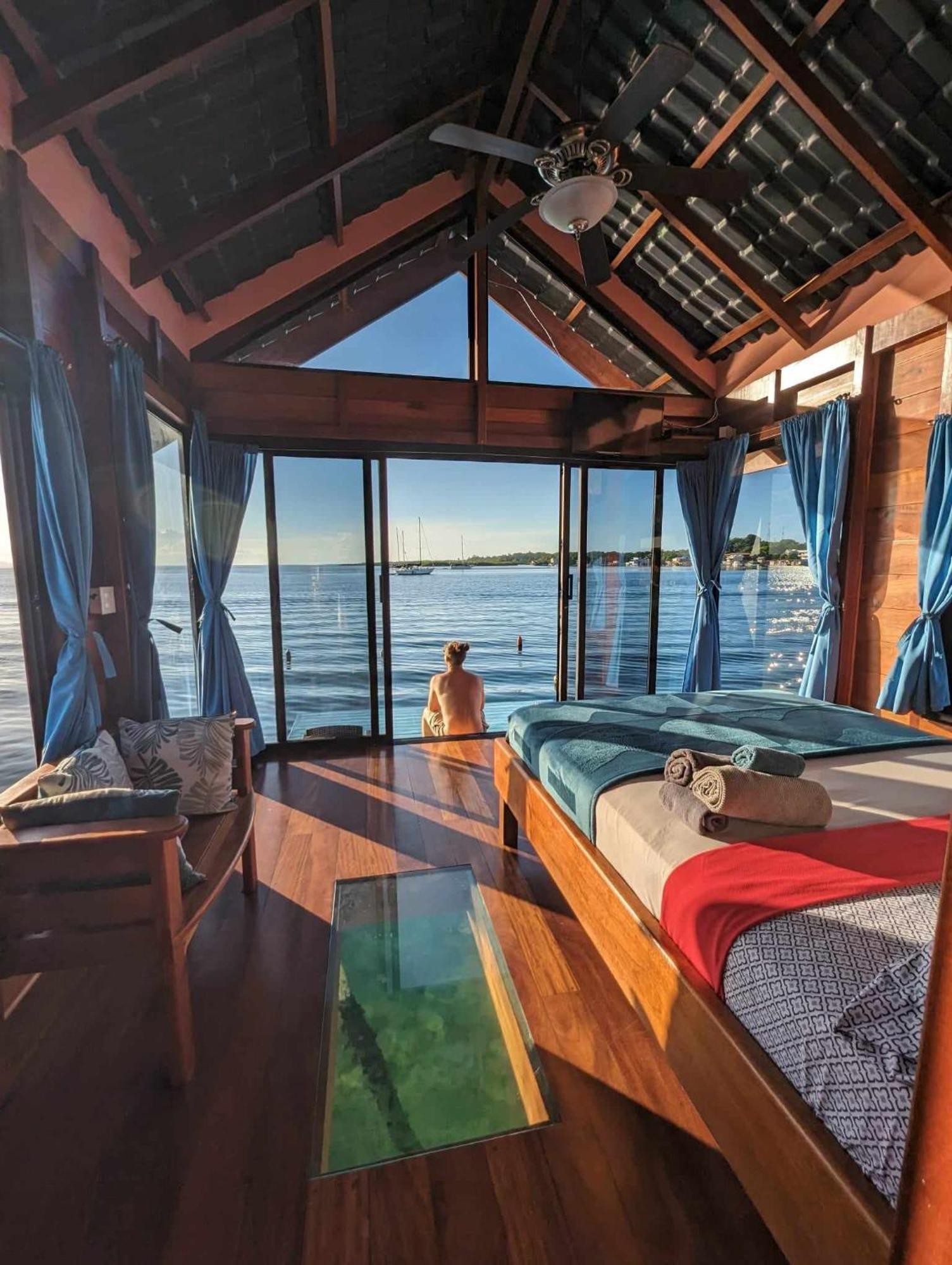 Barrbra Bnb Over The Sea Bocas del Toro Room photo